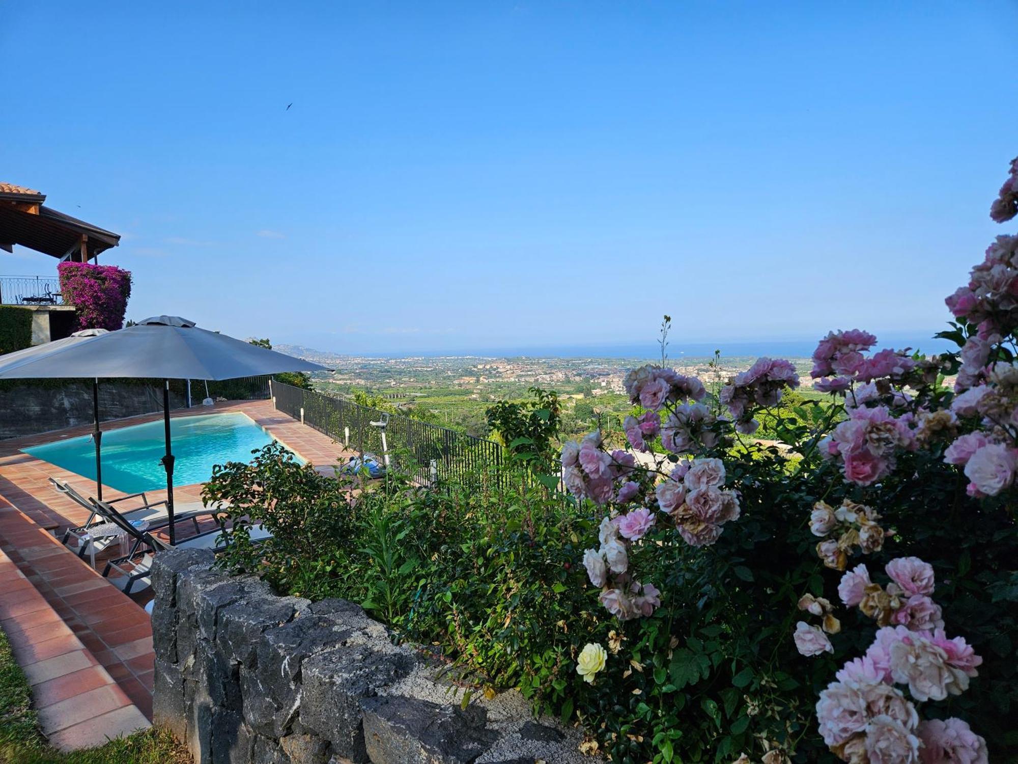 Open Land Holiday House Villa Fiumefreddo di Sicilia Exterior foto